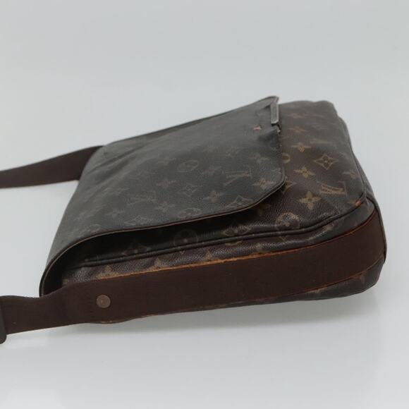 LOUIS VUITTON Monogram Messenger MM Beaubourg Shoulder Bag M97038 - Picture 5 of 13